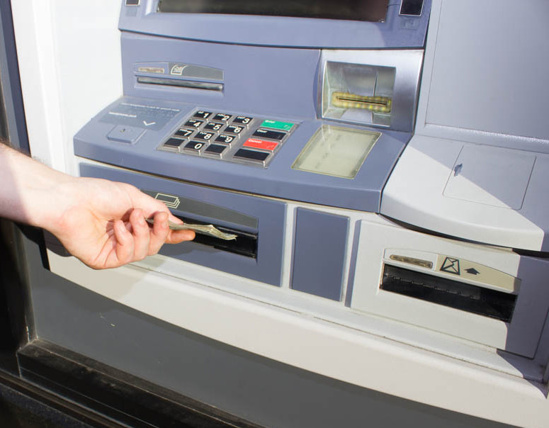 Hacker bobol mesin ATM